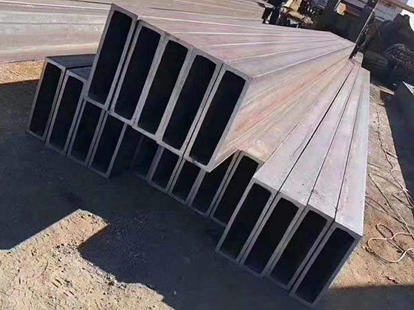 <b>Q345B直角方管</b>